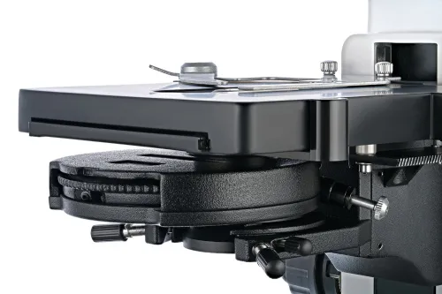 Микроскоп цифровой Levenhuk MED D45T LCD, тринокулярный фотография