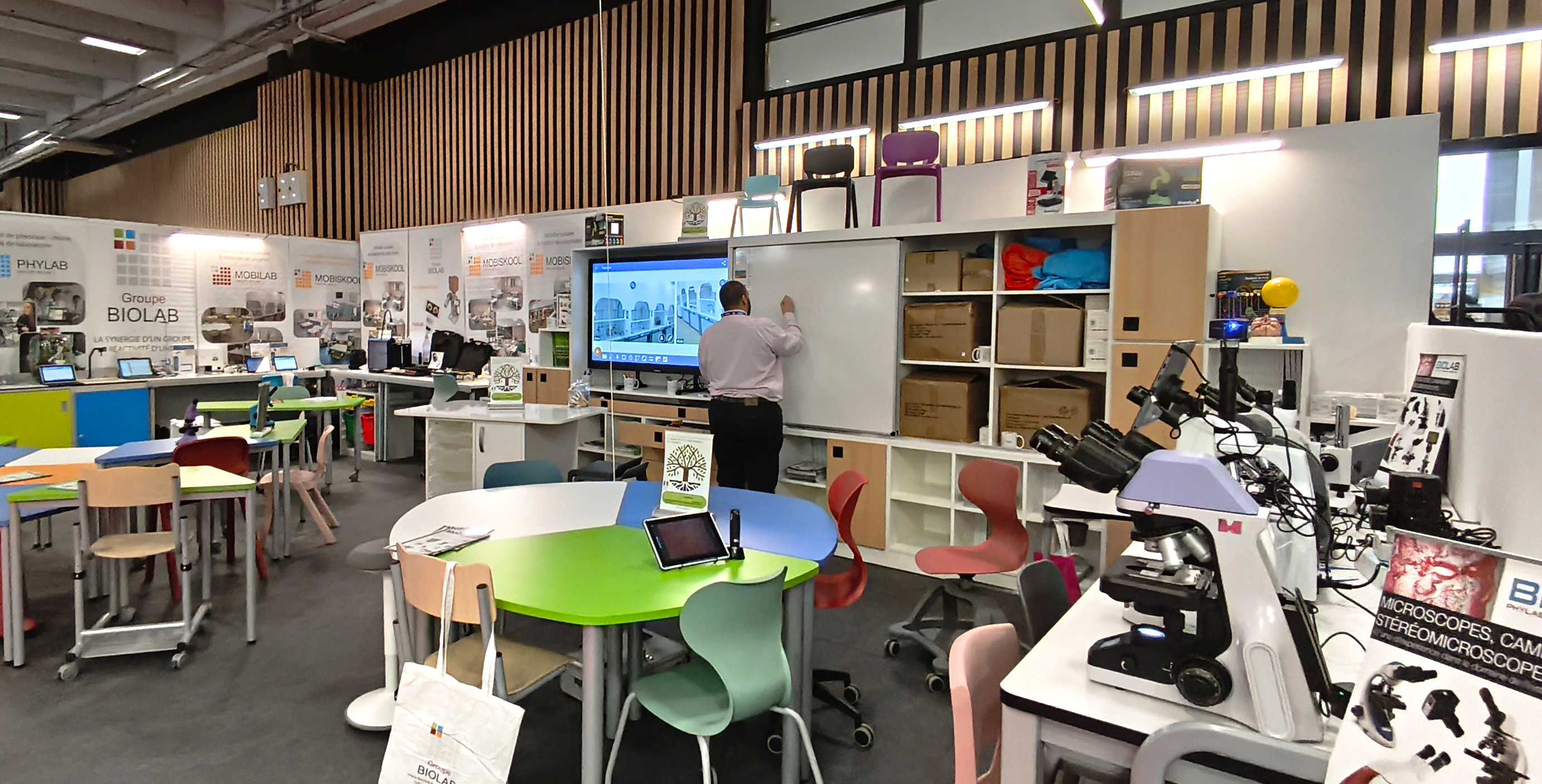 Levenhuk и MAGUS на EducaTech Expo Levenhuk и MAGUS на EducaTech Expo